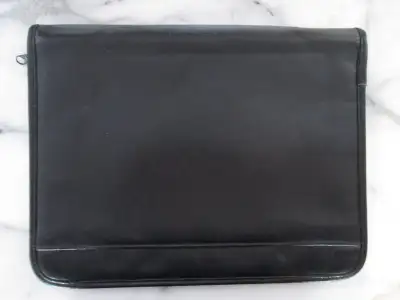 Un porte document/tablette, View more