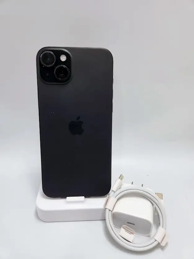 iPhone 15 128gb Black 86% 3 Months Warranty W/Charger