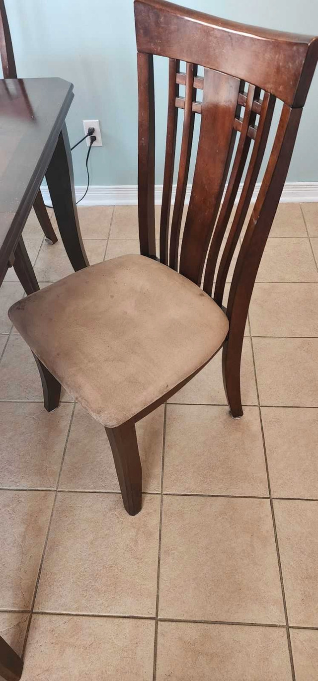 Table de cuisine  dans Mobilier de salle à manger et cuisine  à Longueuil/Rive Sud - Image 2