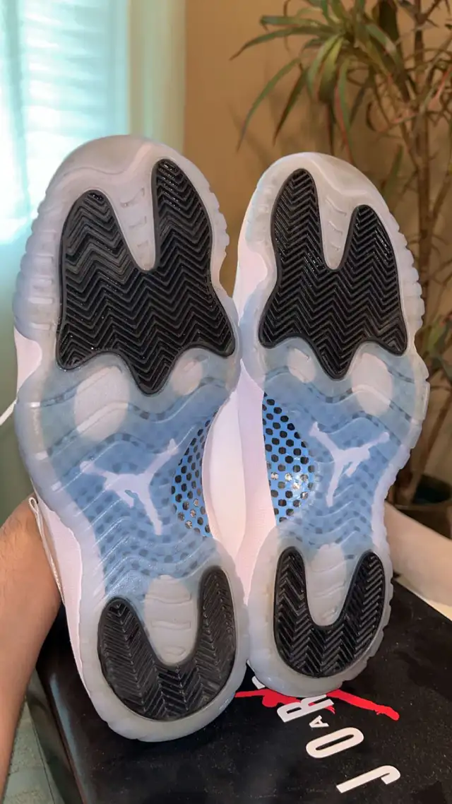 Jordan 11 size 10.5 in Men's Shoes in Mississauga / Peel Region - Image 5