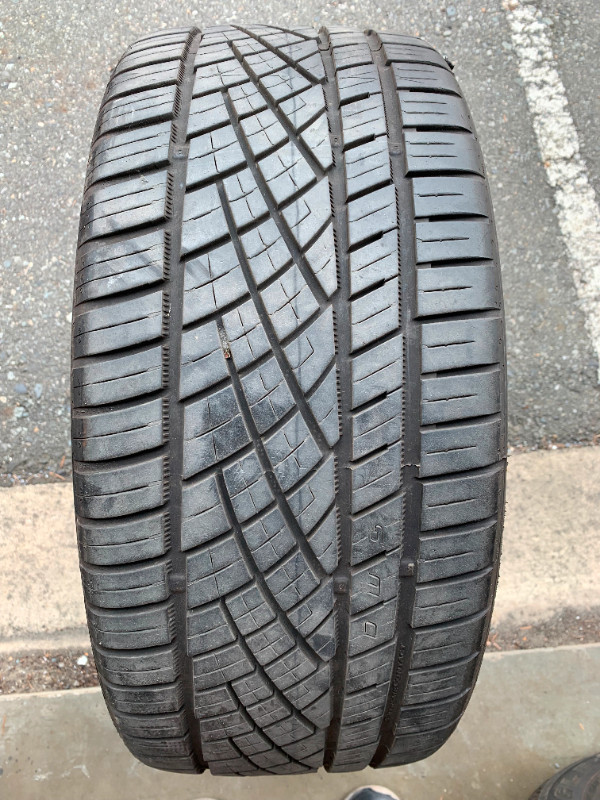 1 x single 245/40/19 Continental extreme contact DWS06 Plus 70% in Tires & Rims in Delta/Surrey/Langley