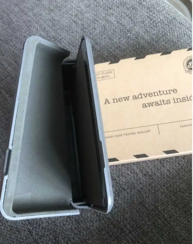 Dash Passport Holder - Hard Case64959979166851121