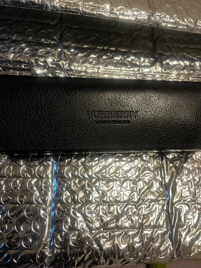 Clearance Sale, Men's Burberry Aviator Frame Sunglasses in Men's Shoes in City of Toronto - Image 7