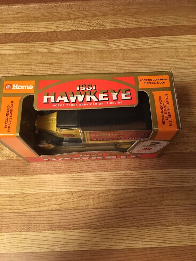 Collectable Die Cast 1931 HAWKEYE Truck Bank in Arts & Collectibles in City of Toronto - Image 4