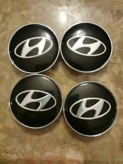 Hyundai OEM fit centre caps Elantra Sonata, Tucson, Veracruz Make/Model/Year: Hyundai Azera 2006-201...