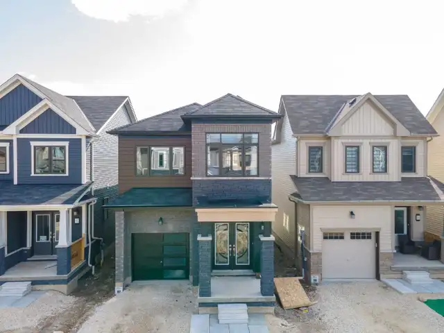 Luxurious detached 2 storey home for rent near kitchener