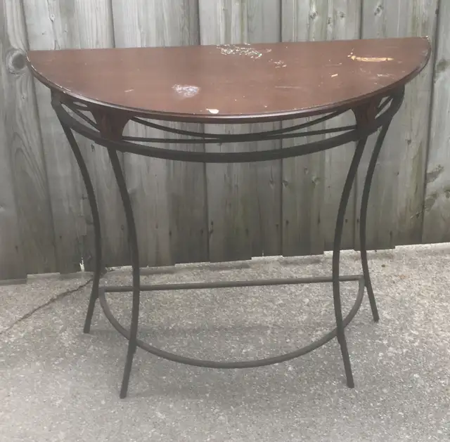 Half Circle Wood Top Hallway Table! in Other Tables in City of Toronto - Image 2