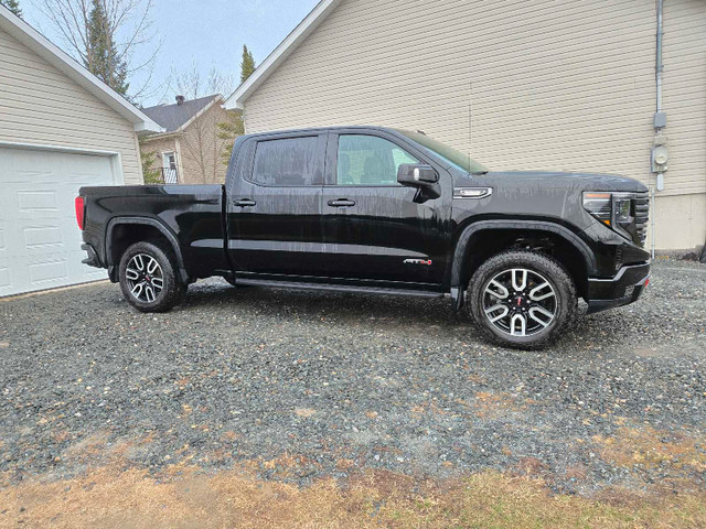 2024 GMC Sierra 1500 AT4 dans Autos et camions  à Sherbrooke - Image 4