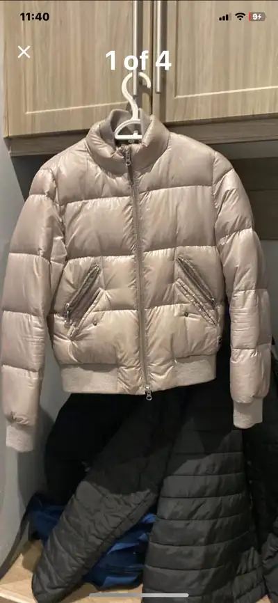 woman’s jacket, View more