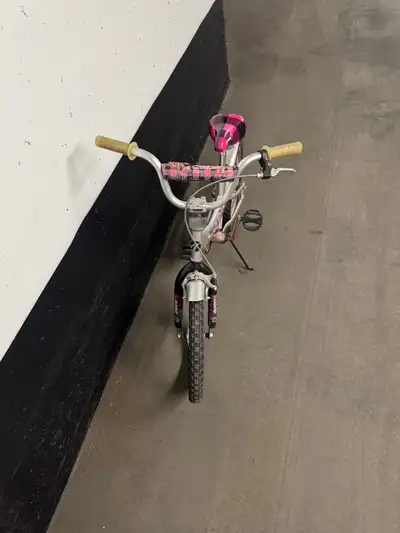 Girls' Huffy 16-inch Bike, View more