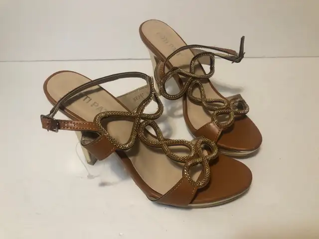 Womens Brown & Gold Heels. Size 38 (7) in Women's - Shoes in Edmonton - Image 2