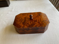 Moroccan Thuja Wooden Trinket Box