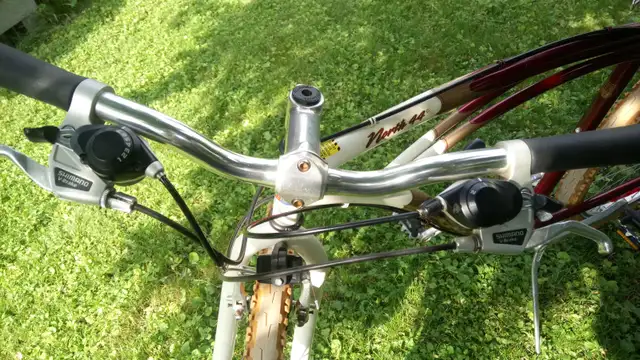 CCM BICYCLE FEATURING BEAUTIFUL COLOURS in Kids in Kitchener / Waterloo - Image 3