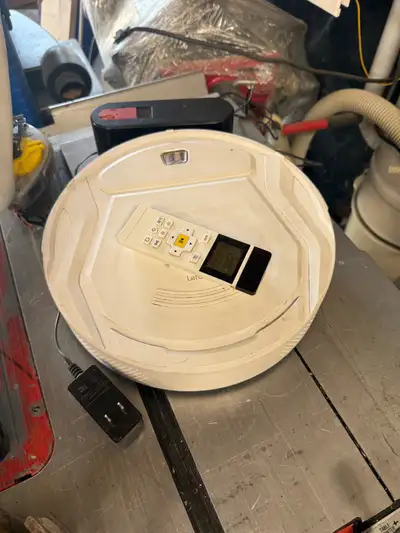 Older lefant vacuum still works