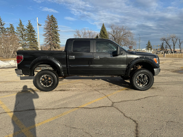 Lifted 2014 F-150 5.0L 35” Tires  in Cars & Trucks in Winnipeg - Image 4