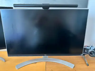 LG 4K 27" Monitor 27UL600-W HDR, View more