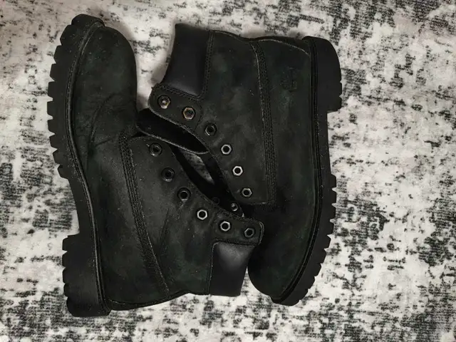 Timberland Boots in Men's Shoes in Markham / York Region - Image 2
