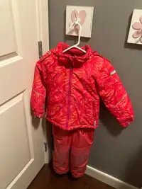 Size 4T kamik snow suit $30