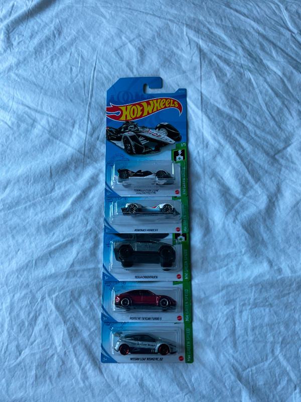Hot Wheels #5 - Green Speed 2021 in Toys & Games in City of Montréal