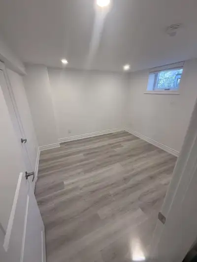2 Bedroom Basement Scarborough (Midland/St Clair)