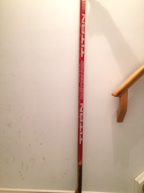 Vintage Wooden Hockey Sticks (Right Handed Blade) in Hockey in City of Toronto - Image 5