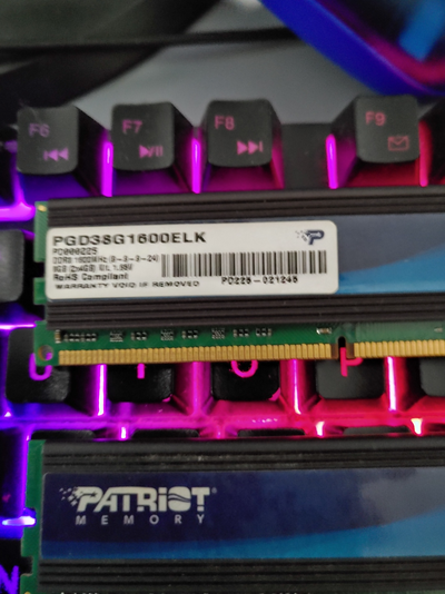 16 Gb DDR3 1600 Mhz RAM (4GbX4) for sale20.00 for all 4 sticks, View more