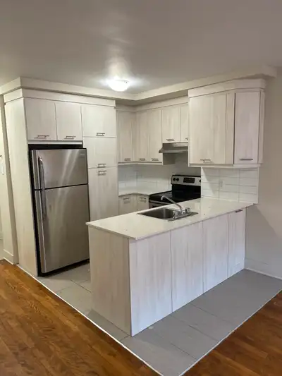 4.5 Apartments For August 2025 - A louer • For Rent