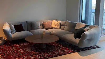 Brand new Italian designer couch: Cassina “Moncloud” Sectional, View more