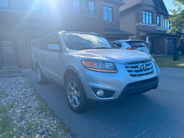 Santa Fe 2011 - V6 SUV in Cars & Trucks in Ottawa - Image 4
