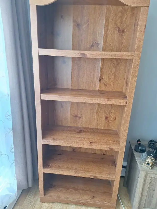bookshelf in Bookcases & Shelving Units in North Bay - Image 3
