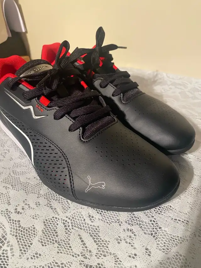 PUMA Scuderia Ferrari Drift Cat Mens Shoes Sz 11 (Like New in Men's Shoes in Hamilton - Image 7