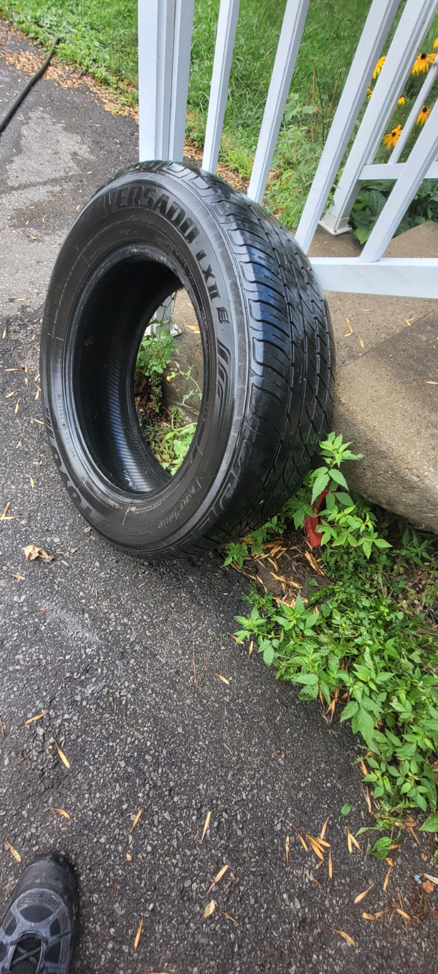 1 PNEU D'ETE 225/60R16 TOYO 1 SUMMER TIRE 225 60 R16 dans Pneus et jantes  à Ville de Montréal