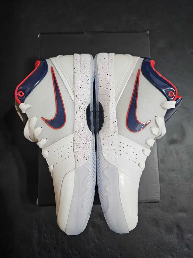 Kobe 4 Protro USA in Men's Shoes in Mississauga / Peel Region - Image 5