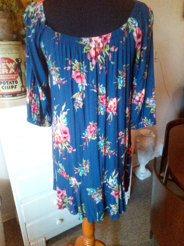 #38 GB Spring Summer Blue Floral Short Dress Long Top Small in Women's - Dresses & Skirts in Oshawa / Durham Region - Image 2