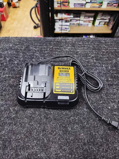 Chargeur DeWalt, View more