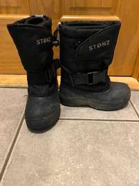 Stonz winter boots