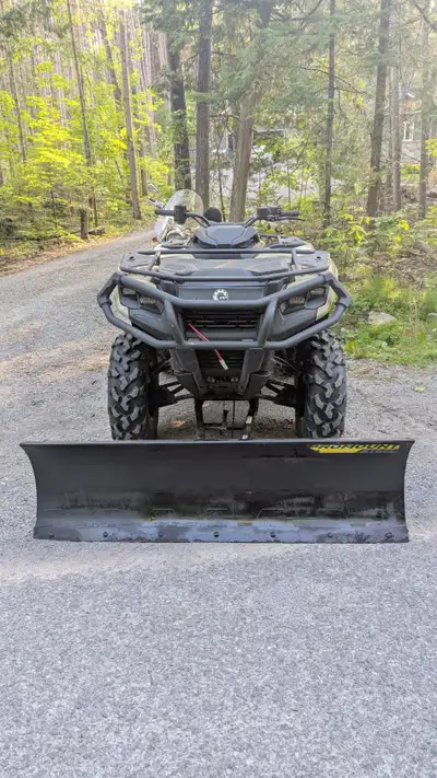 2023 Can Am HD7 XU PRO for sale has 3 stage power steering 3 stage engine braking cruise control 4x4...