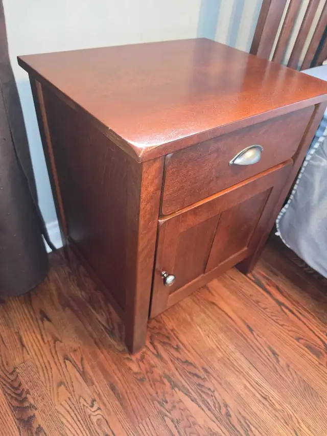 kids Bedroom Set Great shape in Dressers & Wardrobes in Oakville / Halton Region - Image 10
