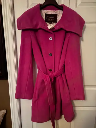 Women’s COACH wool coat Size XL Paid $488 + tax ( $551) Never worn!!! Never taken out of bag. Mint c...