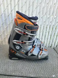 Tecnica ski boots 28.0 men shoe size 10