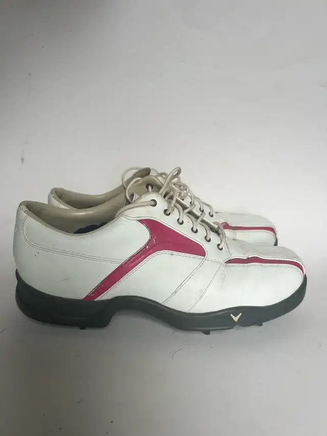 Callaway Golf Cleats Women’s Size  7 Shoes in Golf in Kingston - Image 4