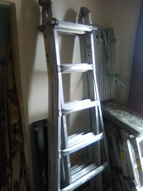 Brand ''New'' Mastercraft grade 1a multitask ladder, 25ft , Ladders
