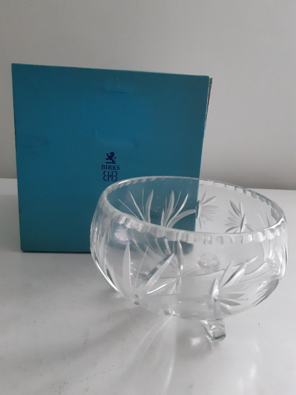 BRINKS ANTIQUE CRYSTAL PINWHEEL BOWL (Brand New) in Home Décor & Accents in City of Toronto - Image 3