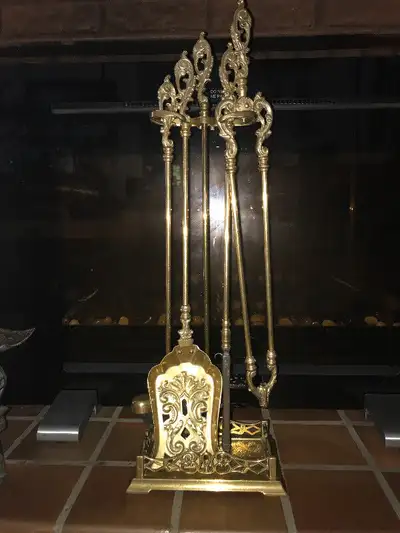 ANTIQUE SOLID  HEAVY ENGLISH BRASS COMPANION FIRE  SET, View more