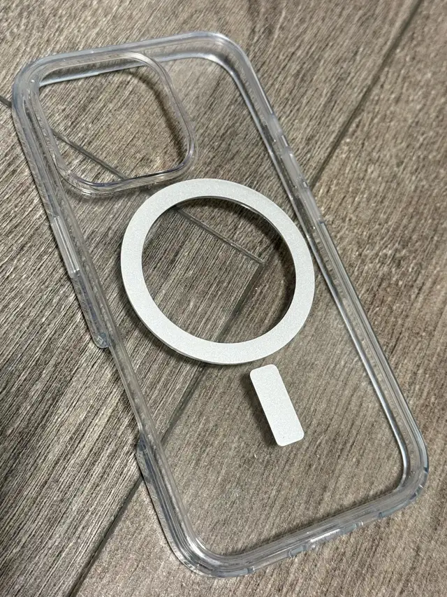 IPhone 16 Pro Otterbox Symmetry Case in Cell Phone Accessories in Mississauga / Peel Region - Image 4