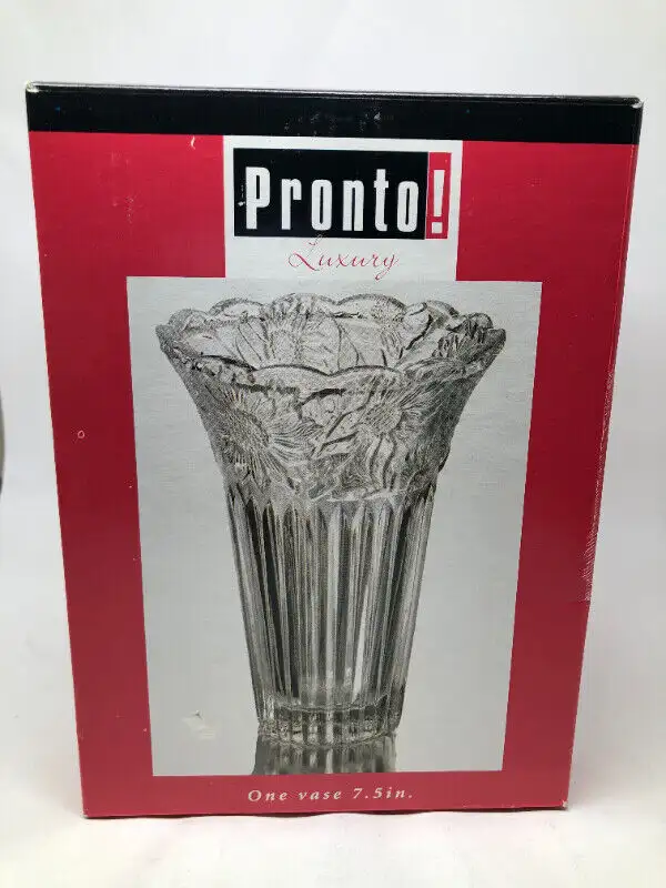 Pronto Luxury Glass vase 7.5 inches tall - NIB62863271930114121