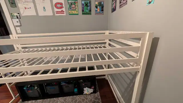 150$  #1 Lit simple mezzanine metal complet (déjà démonté) excel in Beds & Mattresses in Longueuil / South Shore - Image 5