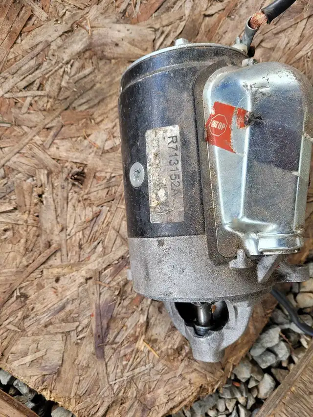 1966 to 1977 bronco parts in Auto Body Parts in Hope / Kent - Image 9