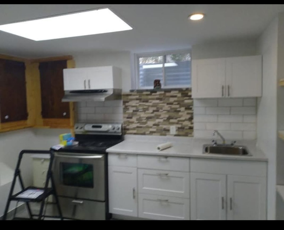 basement 2 bed rooms in London Ont,$1650 Clean Mint Immediately 4