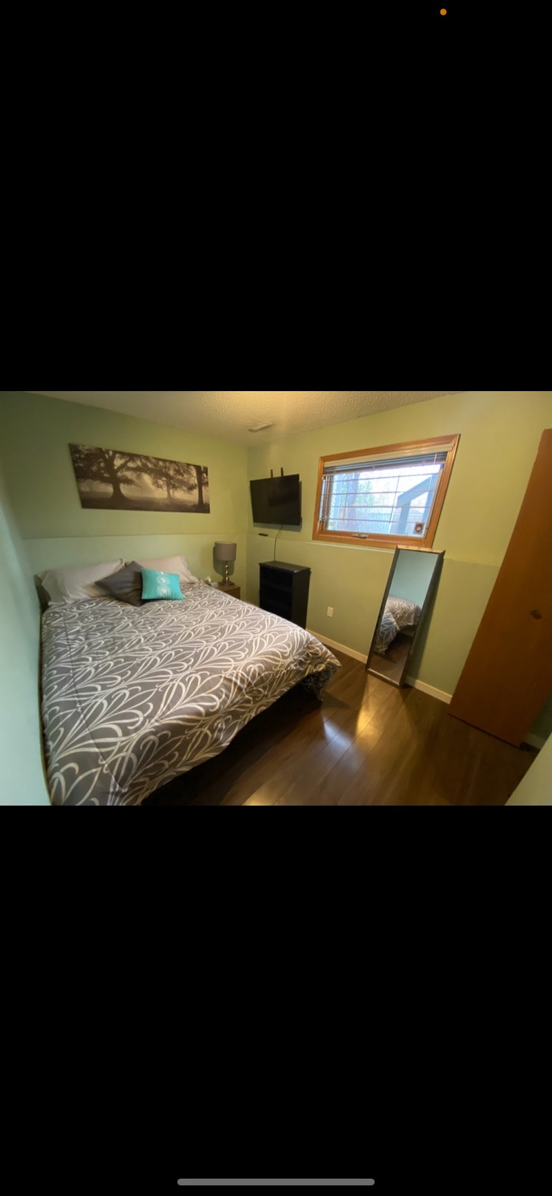 Furnished Bedroom in Applewood SE Room Rentals & Roommates Calgary